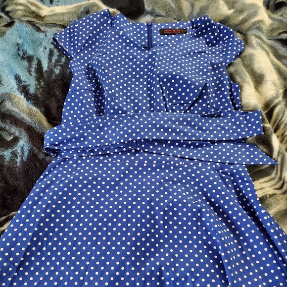 Retro Style Dress - Picture 1 of 1